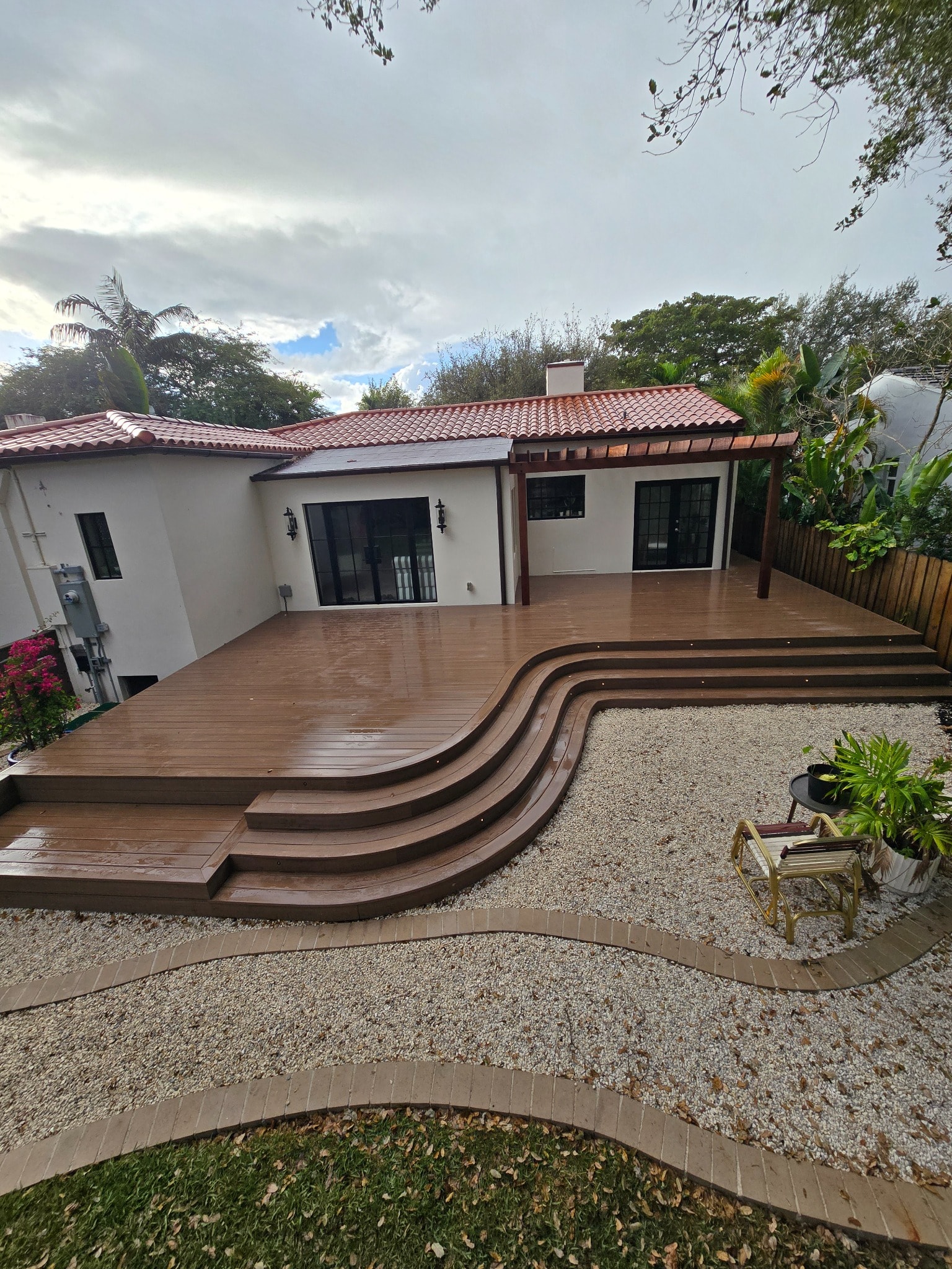 English Walnut — curved deck overview